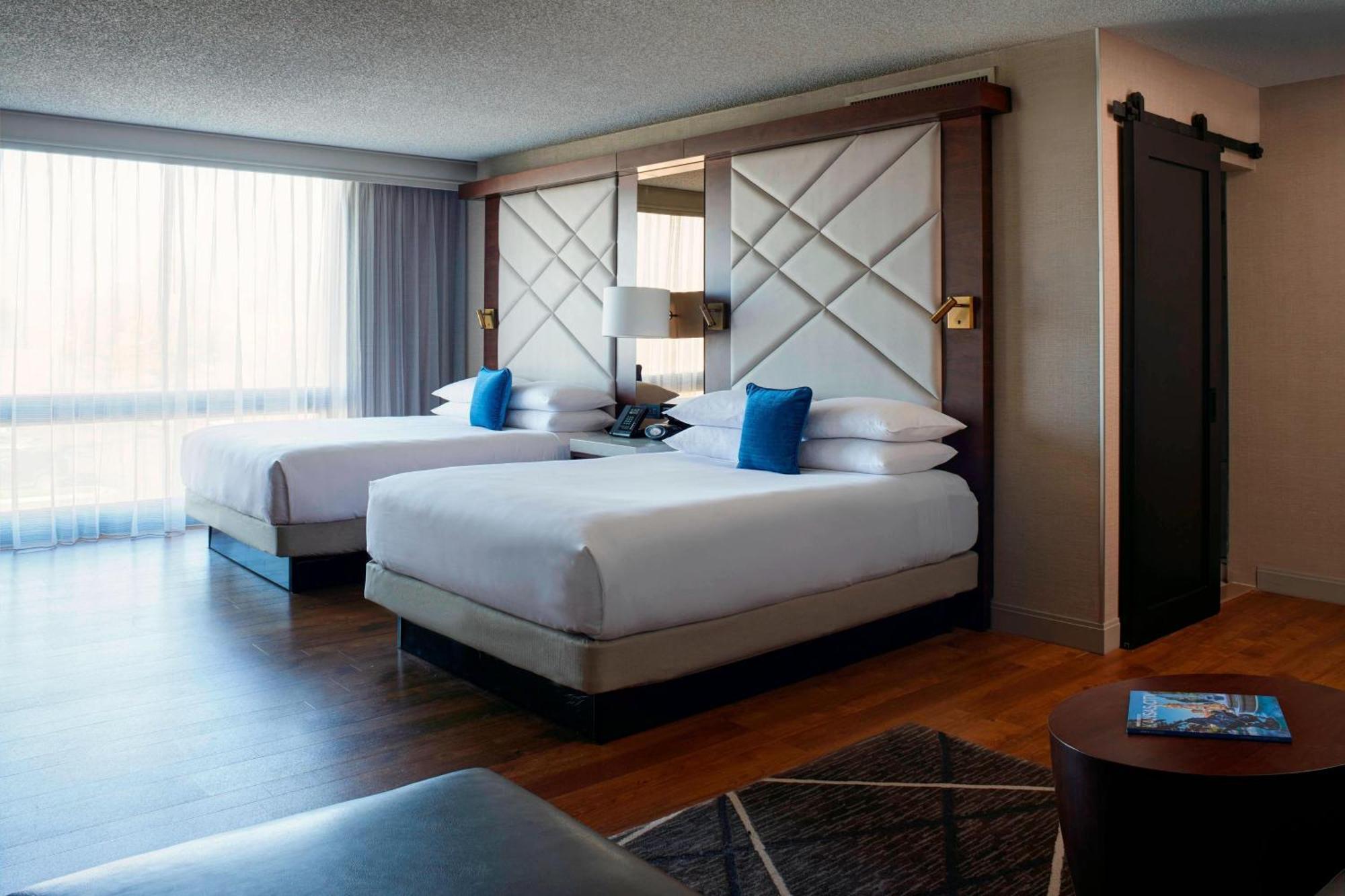 Kansas City Airport Marriott Exterior photo
