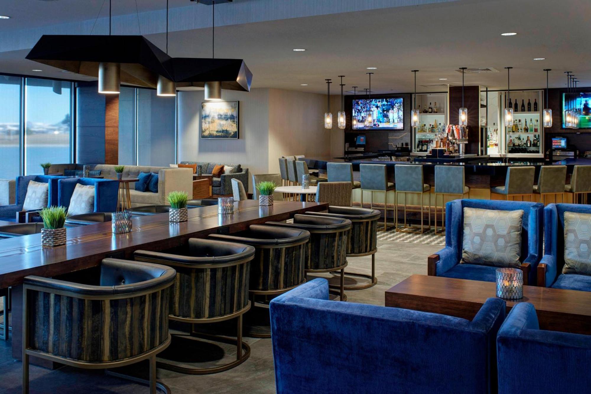 Kansas City Airport Marriott Exterior photo